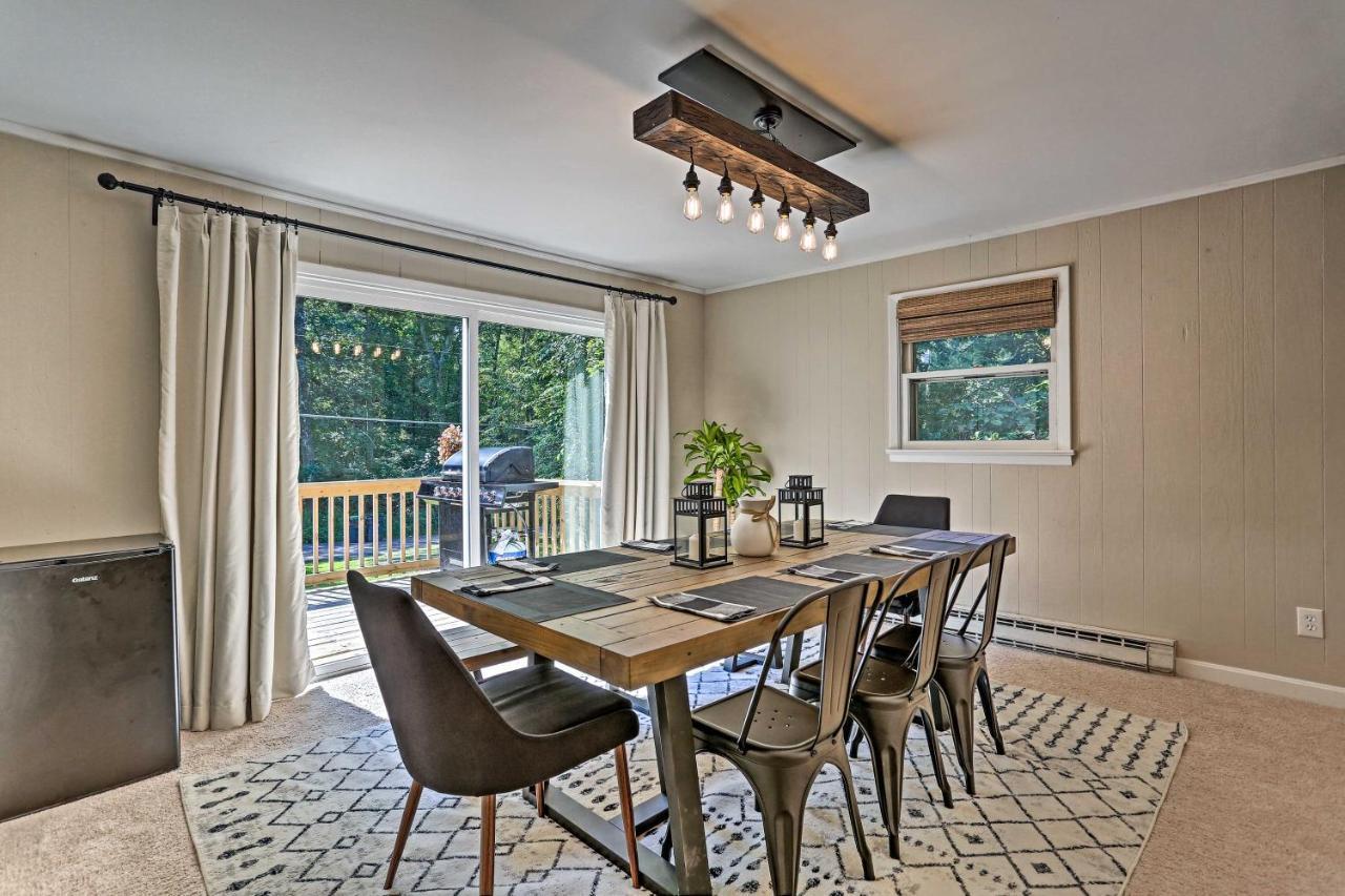 Modern East Stroudsburg Home With Deck And Gas Grill! Exterior foto