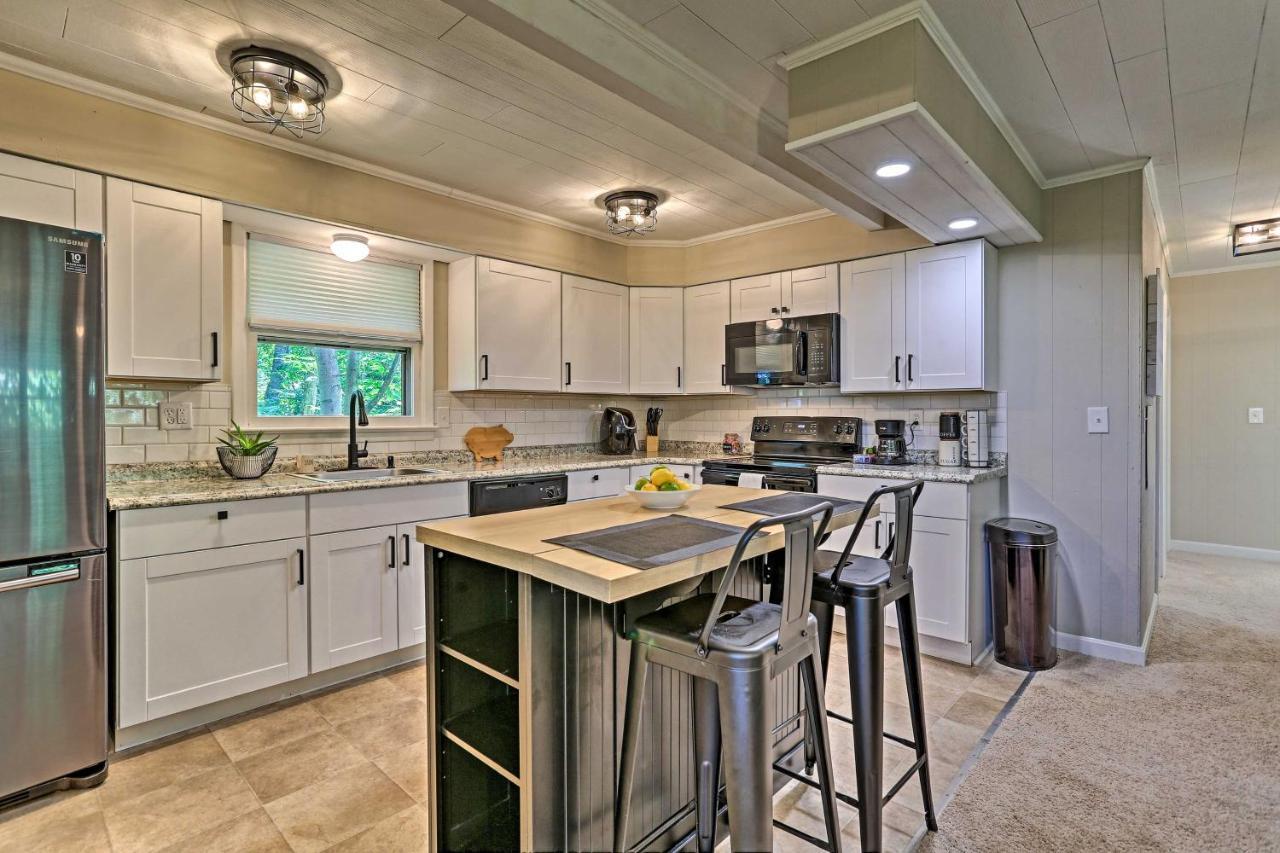 Modern East Stroudsburg Home With Deck And Gas Grill! Exterior foto