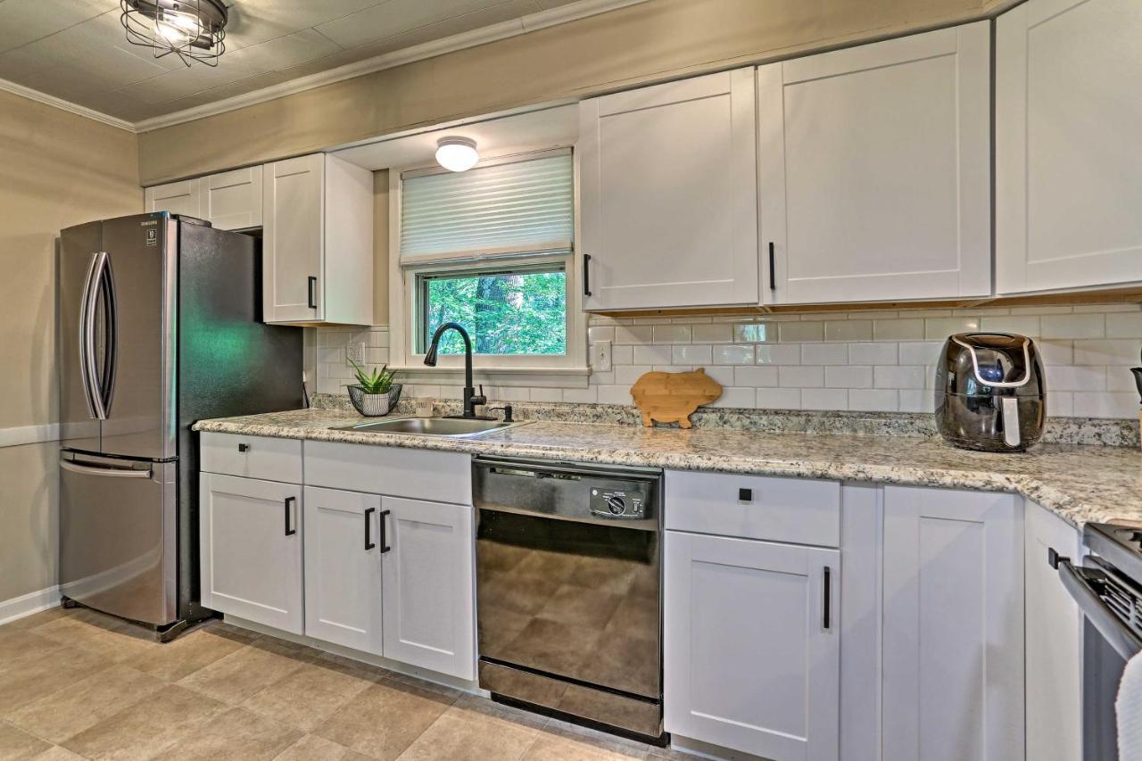 Modern East Stroudsburg Home With Deck And Gas Grill! Exterior foto