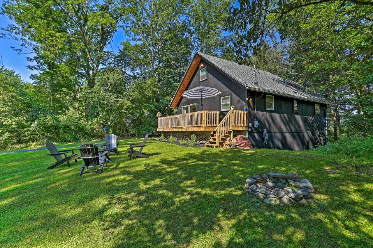 Modern East Stroudsburg Home With Deck And Gas Grill! Exterior foto